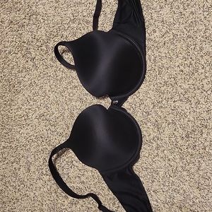 Victoria secret bra 34C